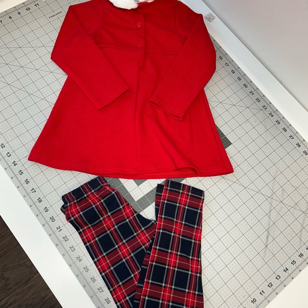 Good Lad Christmas Set Girls 5 Y Red Sweater And Plaid Leggings Fuzzy Collar